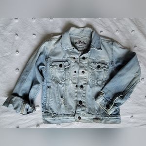 Abercrombie Distressed Denim Trucker Jacket Size Small